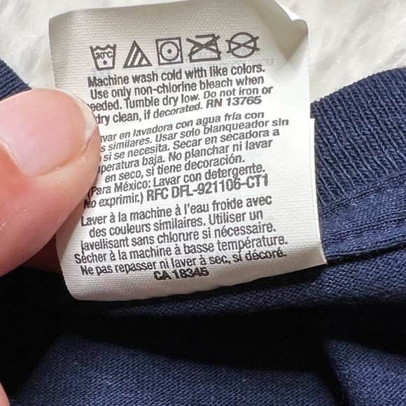 NWOT Jerzees Shark Week Short Sleeve Graphic Crewneck T-Shirt Navy Unisex Sz M - Picture 6 of 6